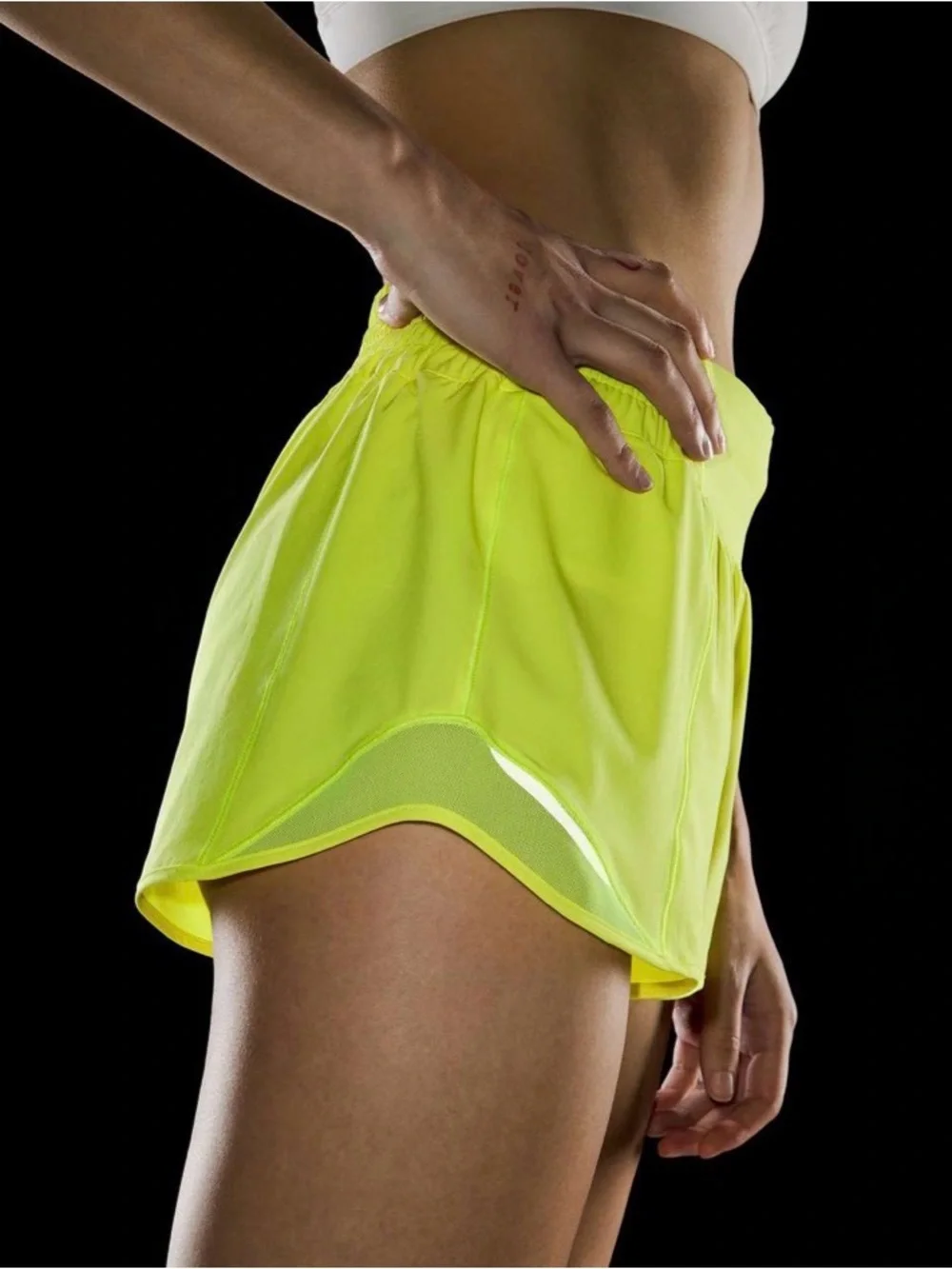 Lululemon 🍋 Hotty Hot High-Rise Lined Short 2.5